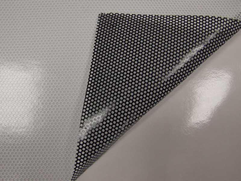 VINILO WINDOWS MICROPERF.  180 MIC BL. UNIVERSAL 1,372X10 MTS